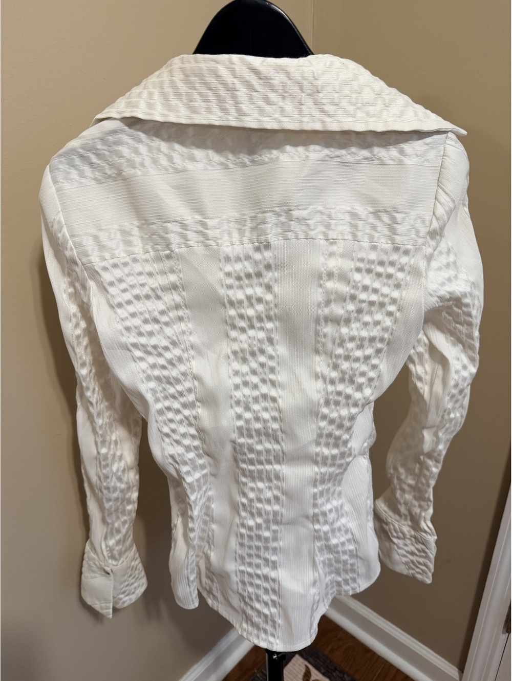 Cache White Textured Ruched Button Front Blouse Size M - Picture 6 of 6